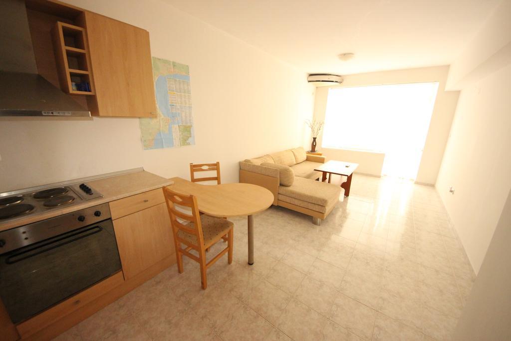 Sunny Day 1 - Menada Apartments サニービーチ 部屋 写真