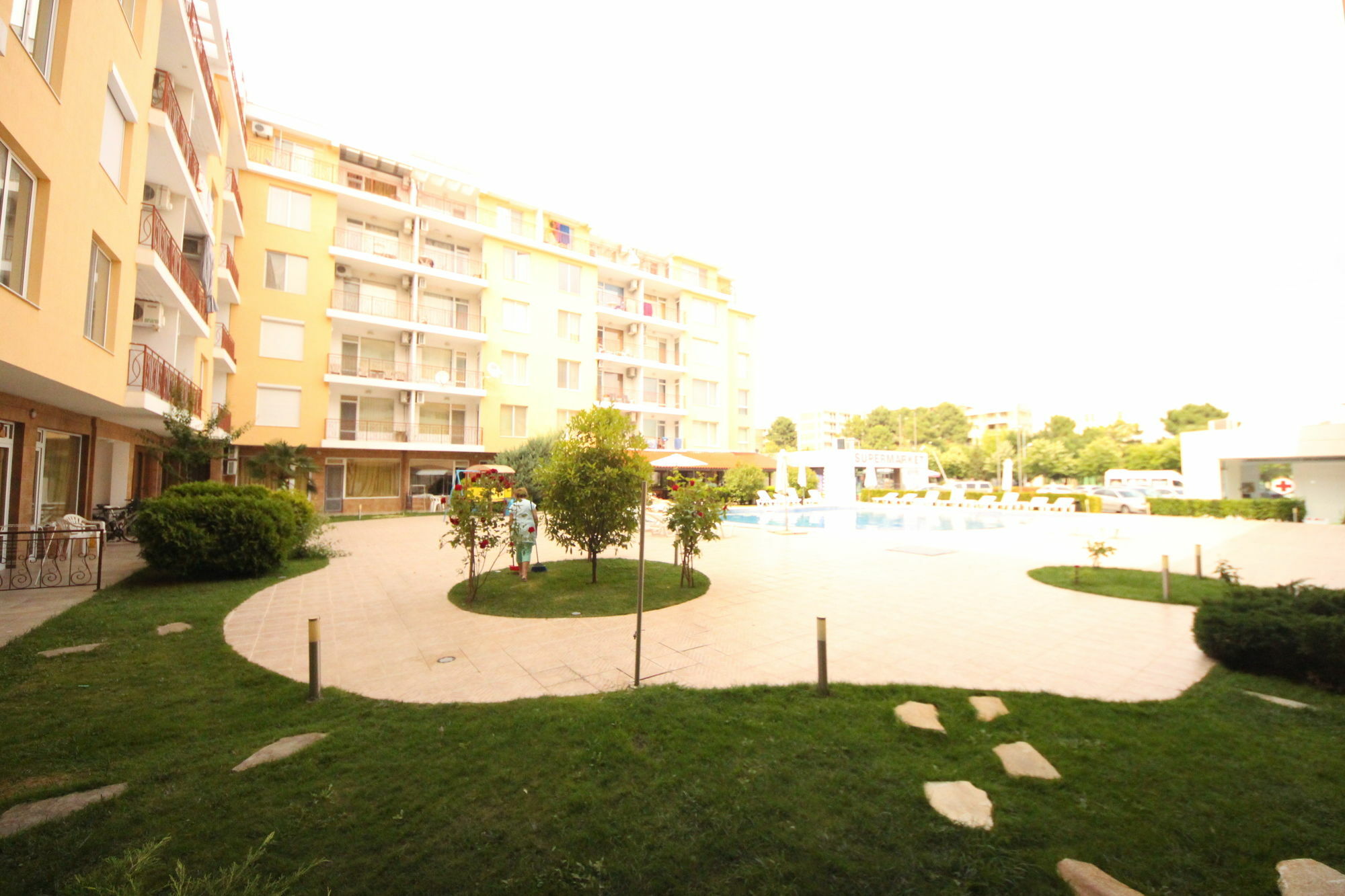 Sunny Day 1 - Menada Apartments サニービーチ エクステリア 写真